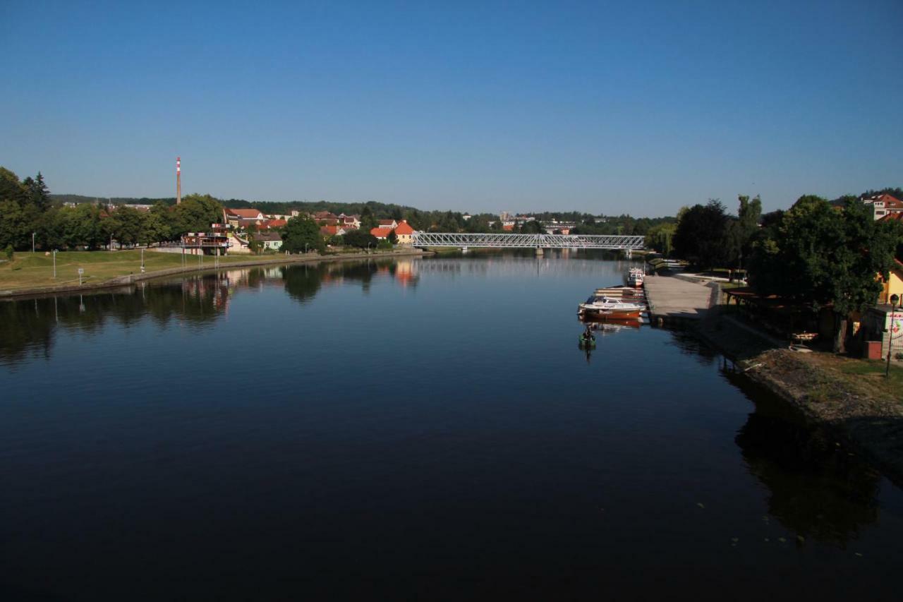 Apartmán Brašov, Týn nad Vltavou Exterior foto